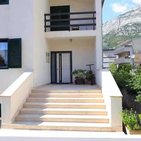 With A Parking Space Baska Voda, Makarska - 21337